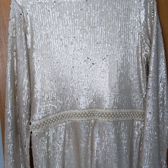 PrettyLittleThing Sequin Pearl Party Dress - Picture 8 of 9